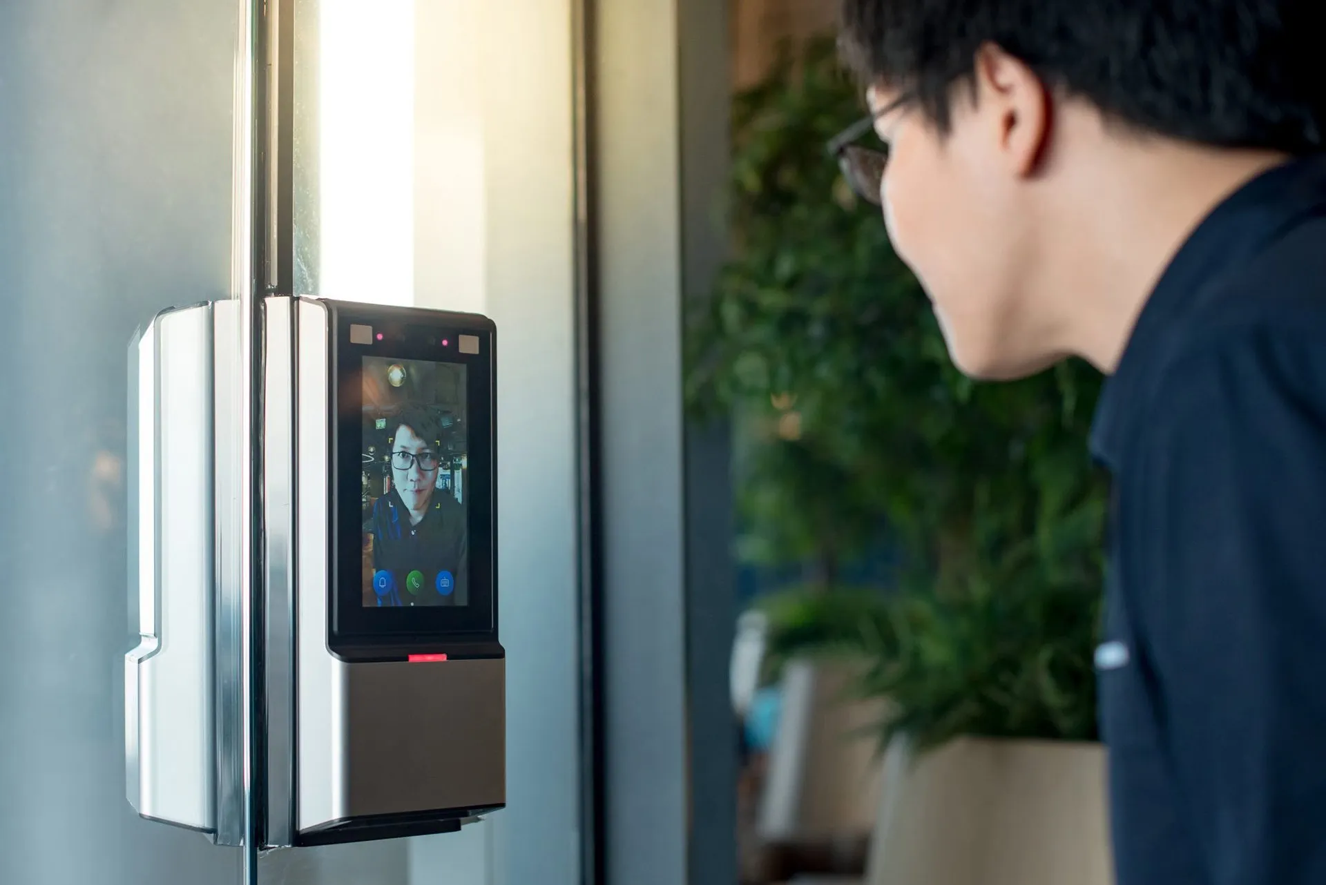 access-control-face-recognition Access Control Systems - face recognition